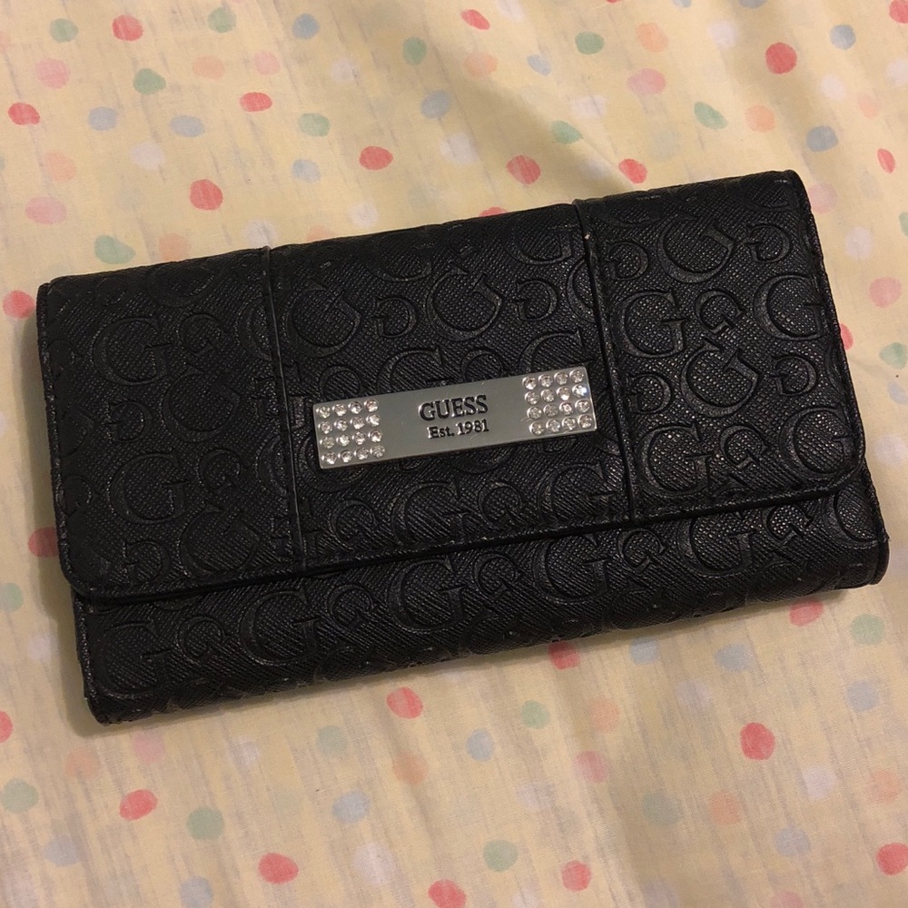 SOLD Black Leather GUESS trifold wallet